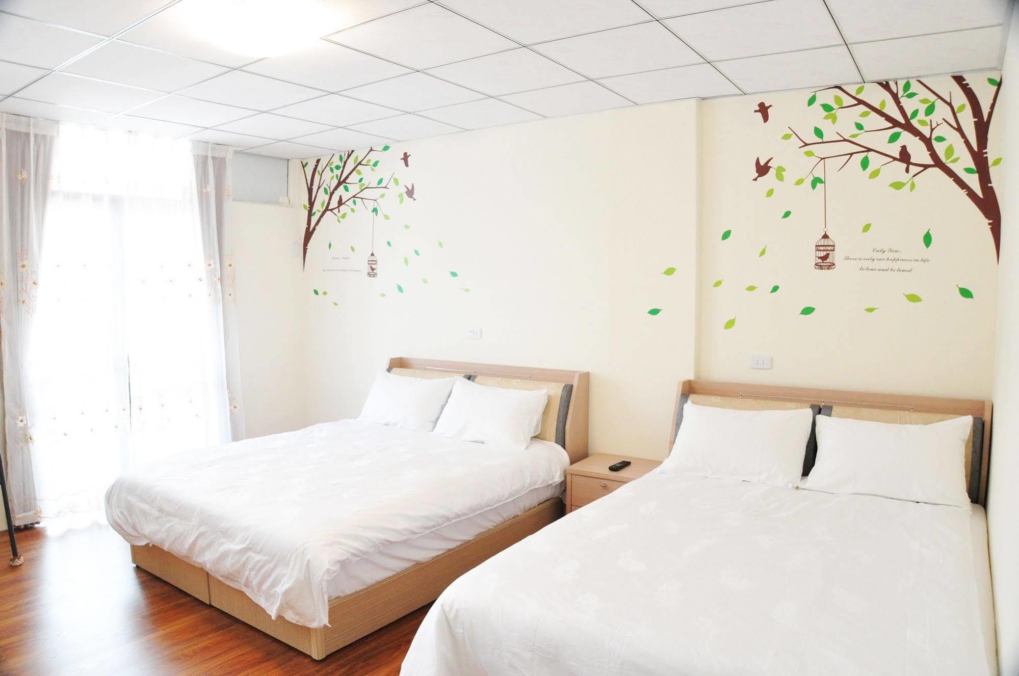 Enjoy Lane 17 B&B Taitung Екстер'єр фото
